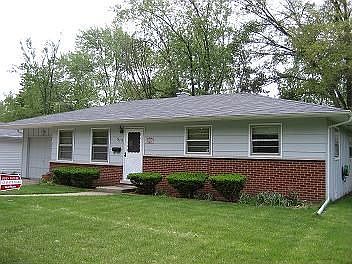 913 Valley Stream, Wheeling