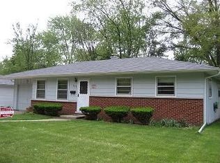 913 Valley Stream Dr, Wheeling, IL 60090