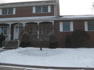 10 David Rd, Hanover Township, PA 18706