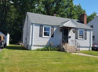 28 Chapman St, Newington, CT 06111