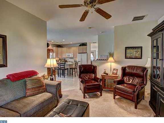 3rd image of 108 Tunicflower Ln