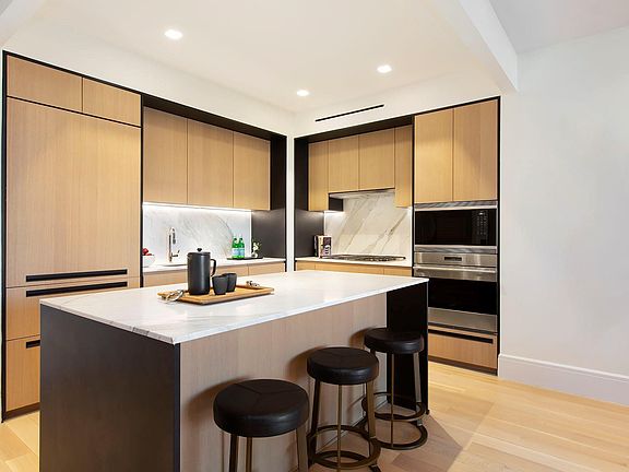 2nd image of 215 E 19th St APT 12D