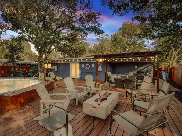 1809 Salem St, Irving, TX 75061