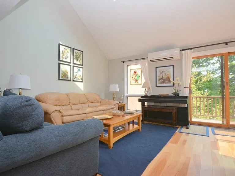 3 Lakeview Pl — Photo 3