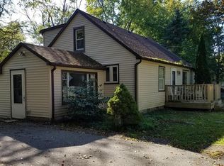 2207 Haslett Rd, East Lansing, MI 48823