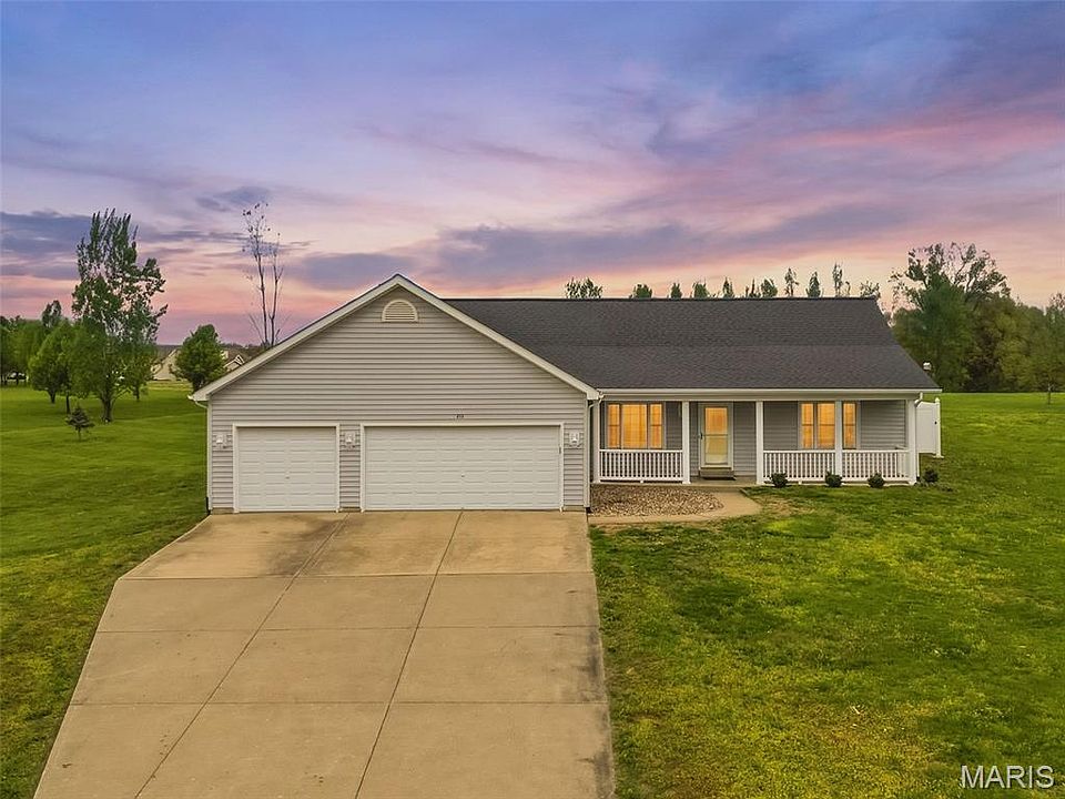 1st image of 211 High Ridge Valley Ct