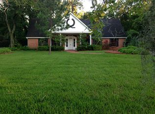 1308 Deats Rd, Dickinson, TX 77539