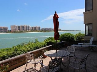 404 La Peninsula Blvd, Naples, FL 34113