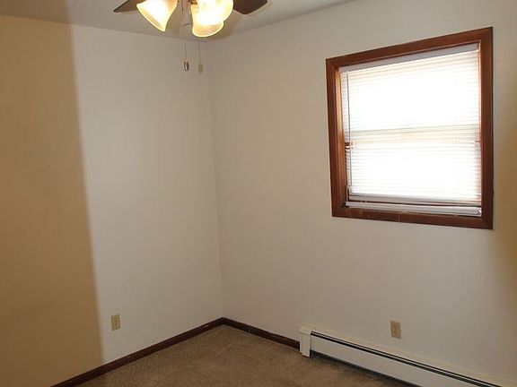 2nd image of 800 13th St #800