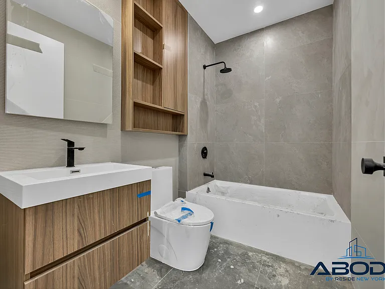 436 Sackett St #3C — Photo 10