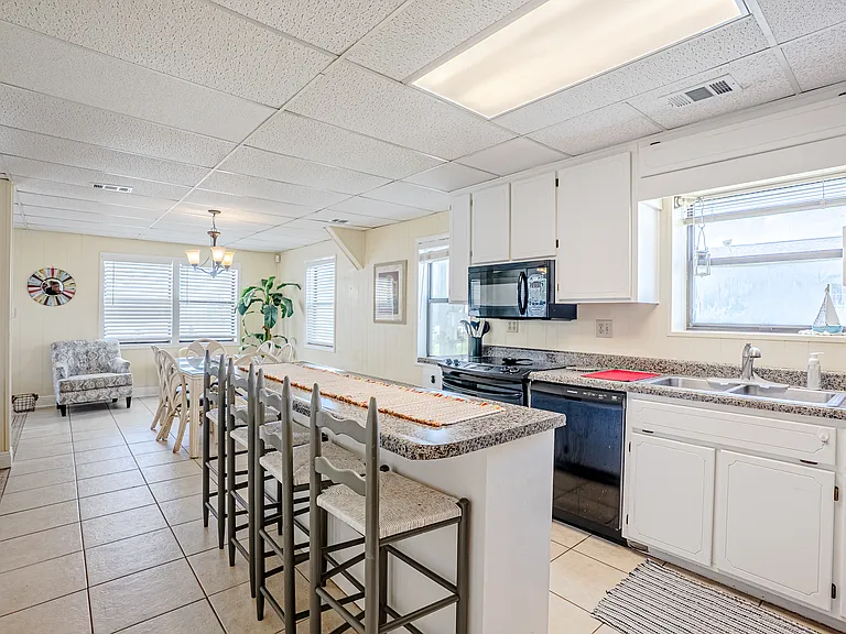 405 Dolphin St #B — Photo 22