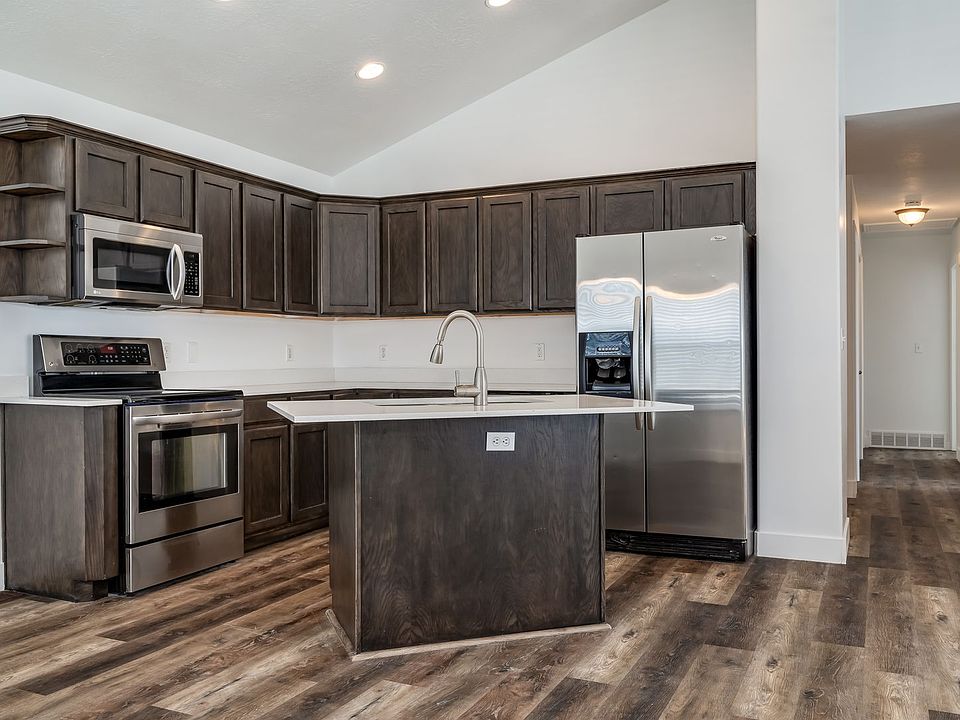 222 E 2450 S, Clearfield, UT 84015 | Zillow