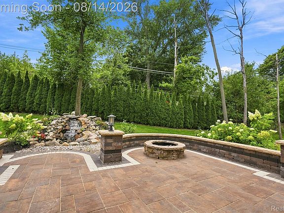 3rd image of 34145 Oak Forest Dr
