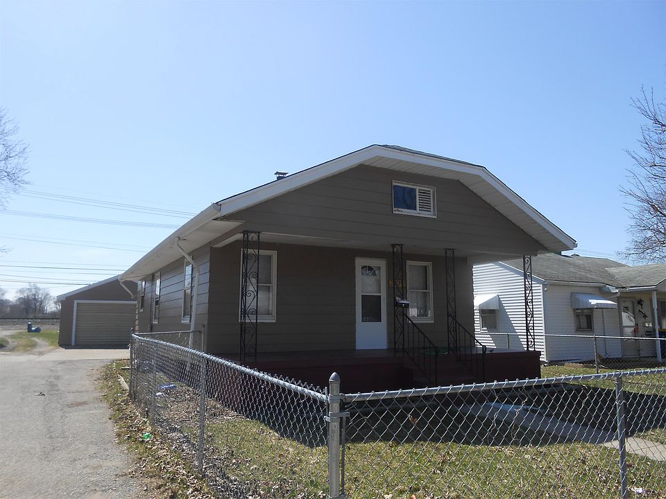 2109 E. 4th St.