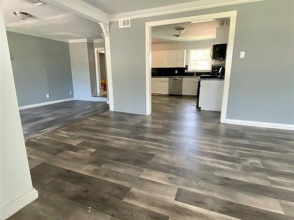 3rd image of 3016 Hula Dr