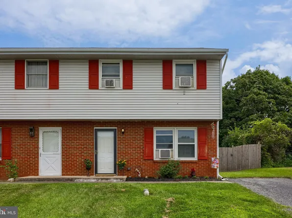 432 S Plum St, Mount Joy, PA 17552
