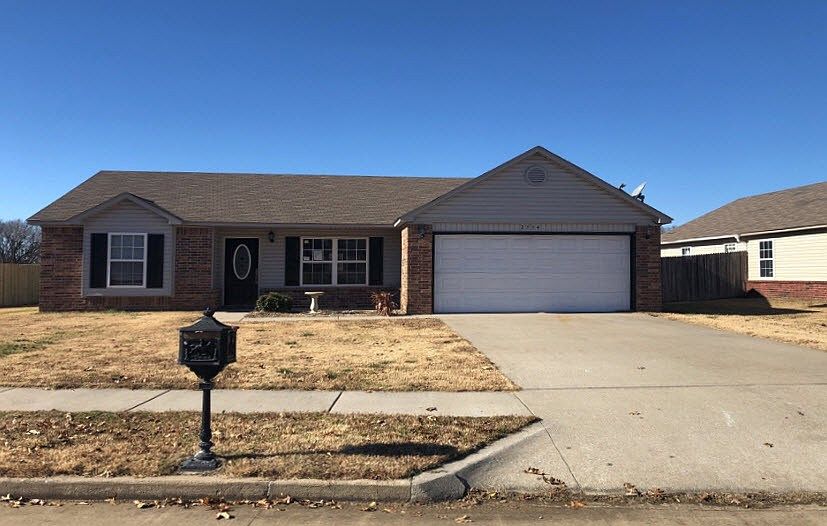 2794 S Kentucky Ave, Pryor, OK 74361 | Zillow