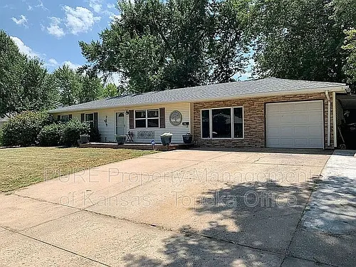 3329 SW Kiowa St Photo 1