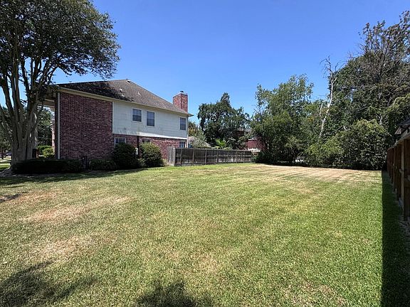 4th image of 4212 Albans St