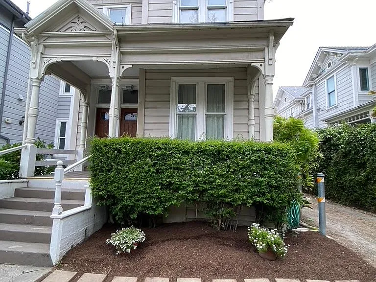 93 Pierce Ave #A — Photo 1
