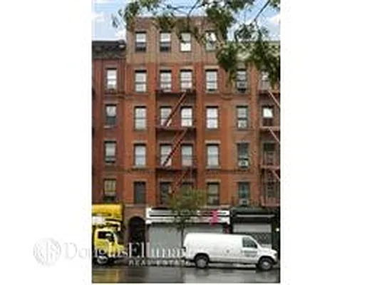 Sold by Douglas Elliman | media 20