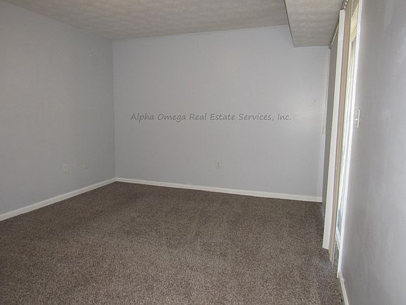 5th image of 109 Kenilworth Ct APT B