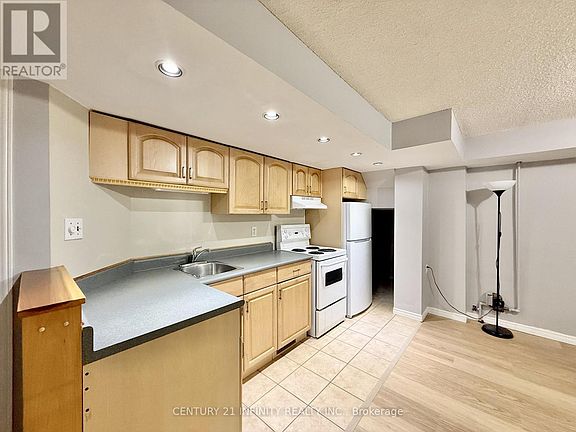 5th image of 979 Redbird Cres #Basement