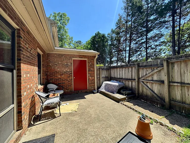 119 Fidelity St #F4 — Photo 10