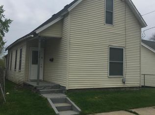 1242 Courtney St NW, Grand Rapids, MI 49504