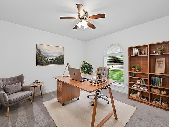 4th image of 10720 Royal Forest Drive