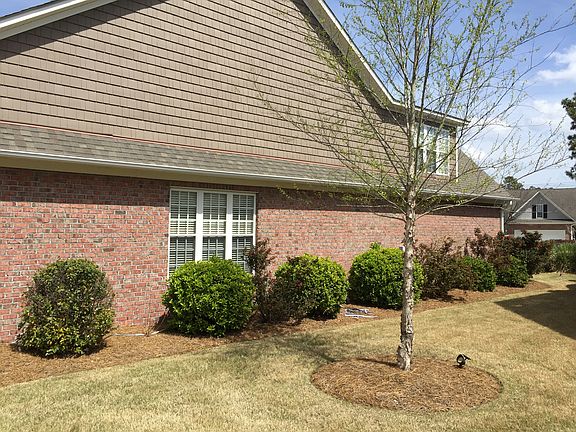 3rd image of 105 Pine Grove Ct