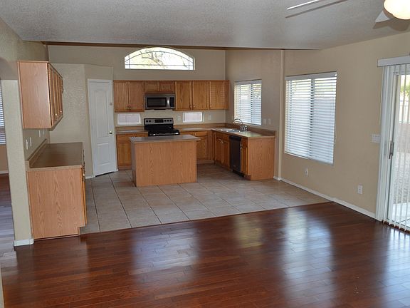 5th image of 16036 N 11th Ave Unit 1054