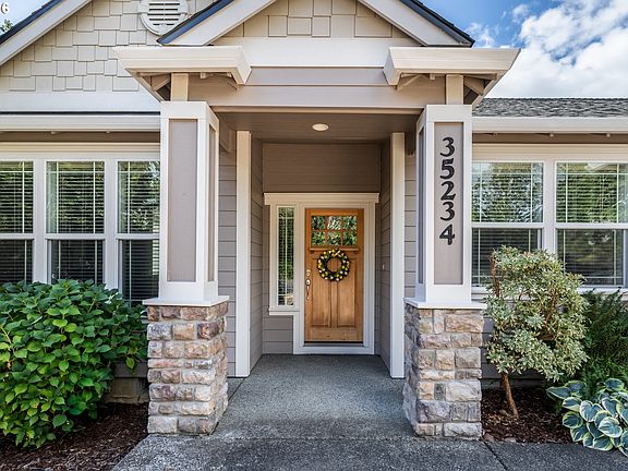 3rd image of 35234 Juniper Ln