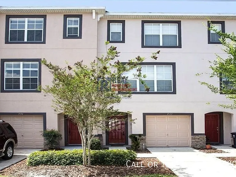 2522 Lexington Oak Dr — Photo 1