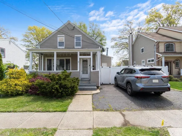 78 Remsen Ave, Avenel, NJ 07001