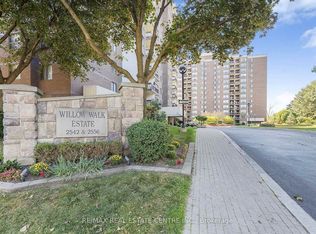 2556 Argyle Rd #601, Mississauga, ON L5B2H6