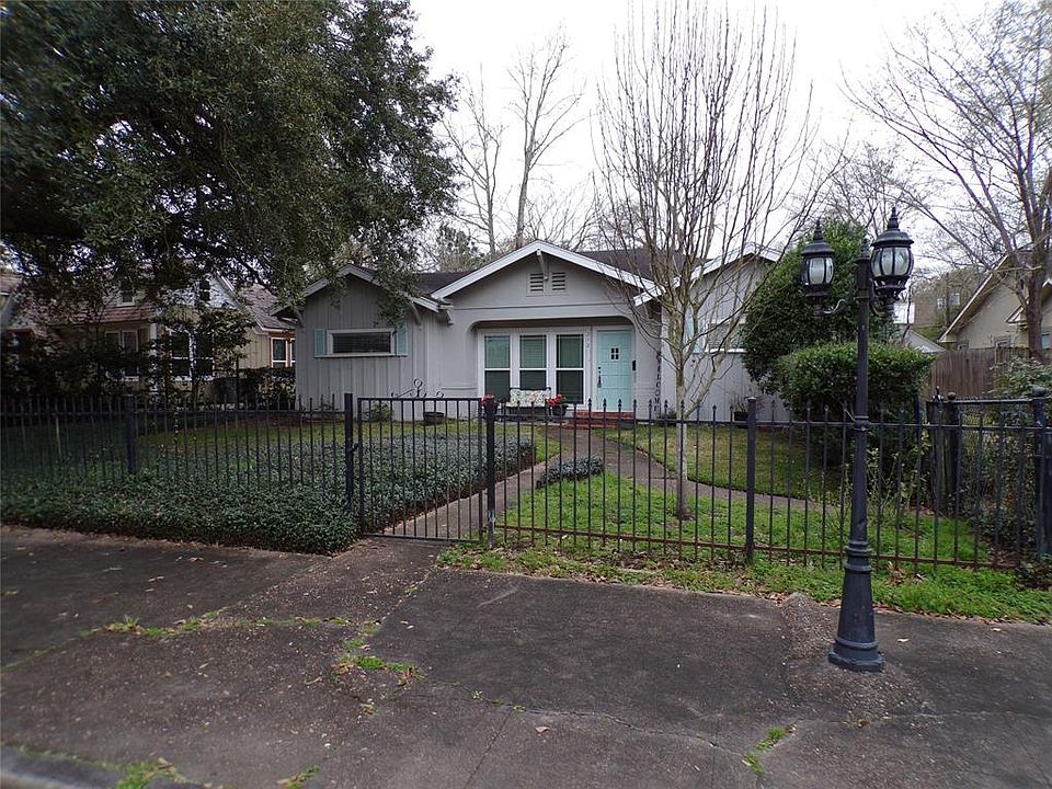 1st image of 212 Central Caldwood Dr