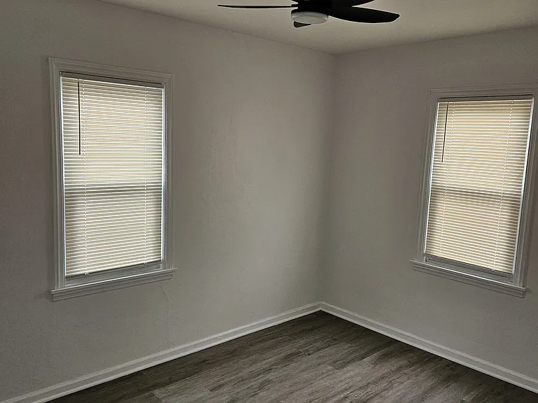 2045 Connecticut St — Photo 10