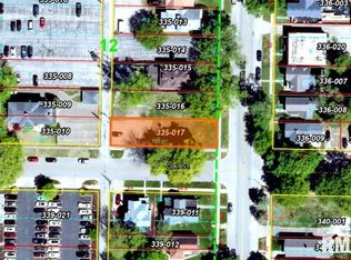 939 S 8th St, Springfield, IL 62703