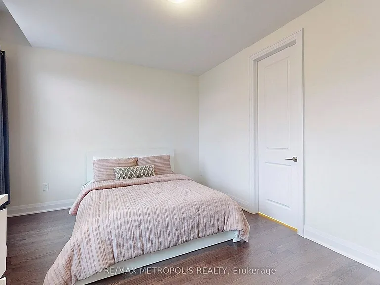 100 Ballantyne Blvd — Photo 34