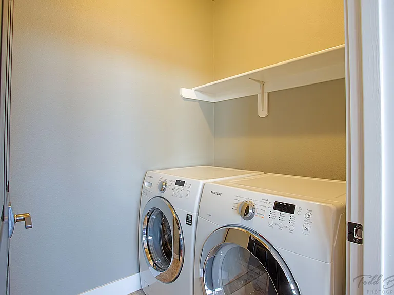 2907 E Palmdale Dr #1 — Photo 11