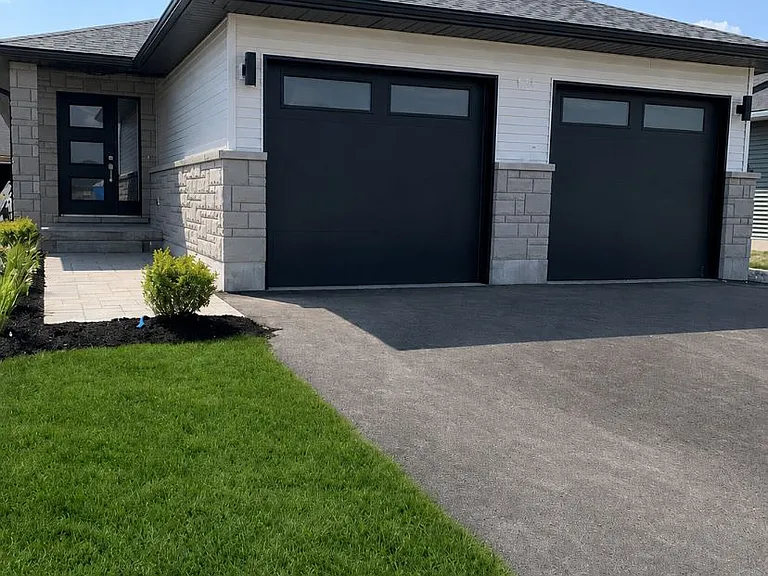 120 Sienna Ave #B — Photo 1