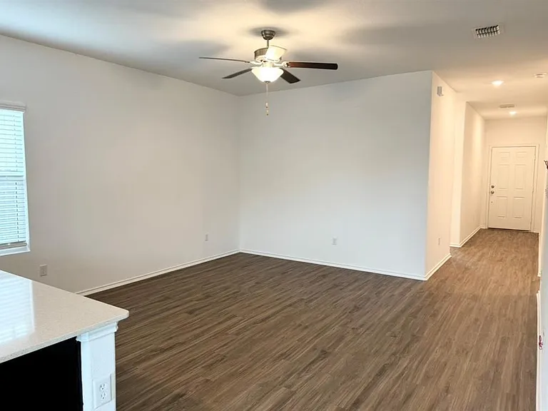 13707 Tordillo Dr — Photo 6