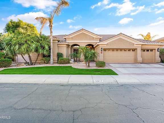 3rd image of 5517 E LUDLOW Drive