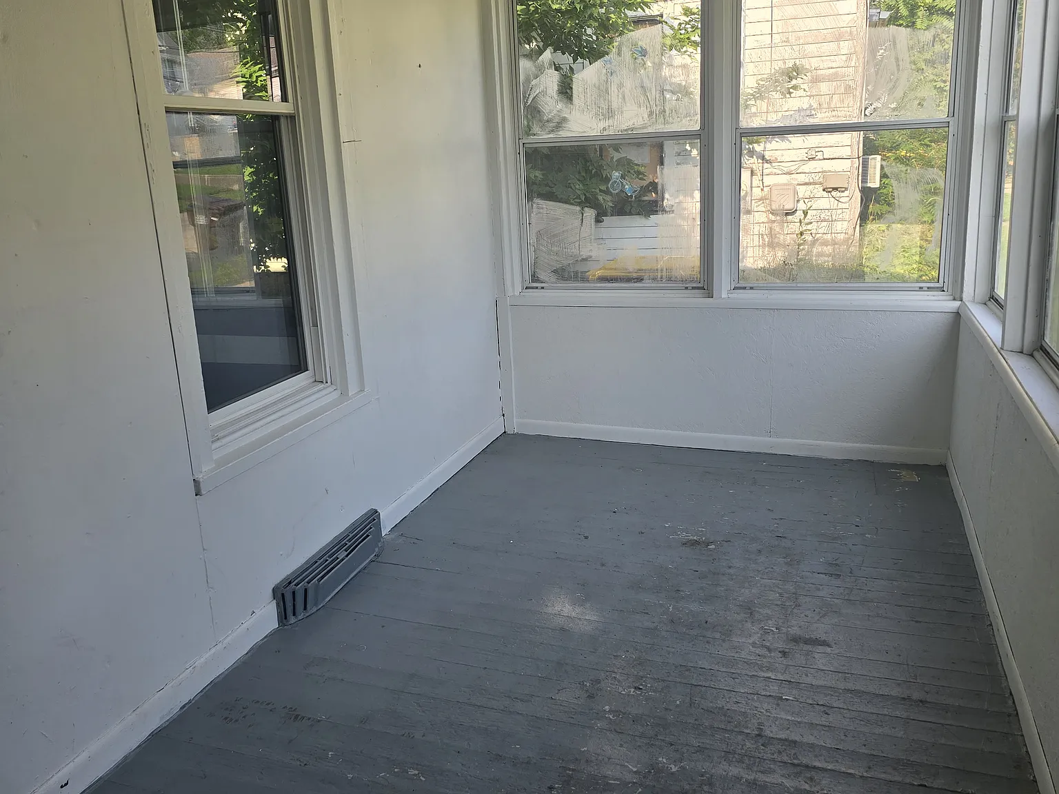 3 bed, 1204 sqft, $850 — Photo 3