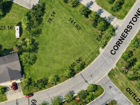 726 CORNERSTONE CROSSING, Waterford, WI 53185