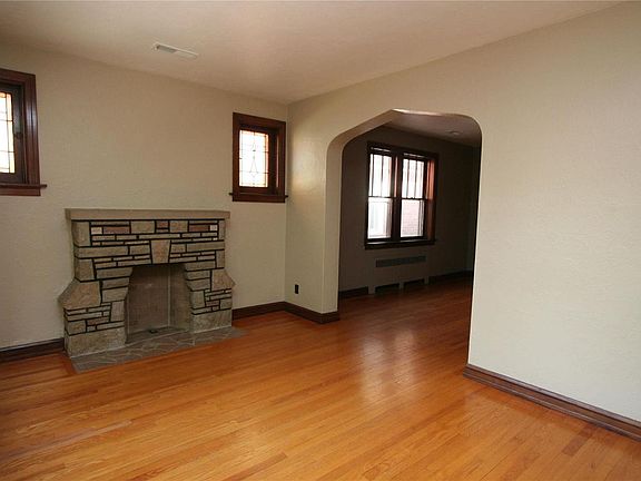 3rd image of 5725 Delor St