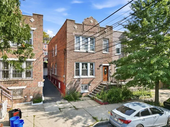 4626 Carpenter Avenue, Bronx, NY 10470