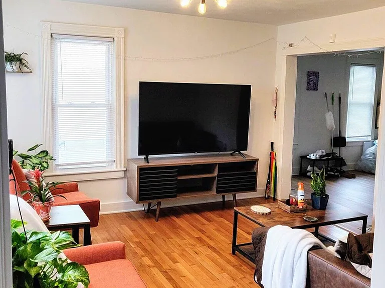 66 Saint John Ave — Photo 4