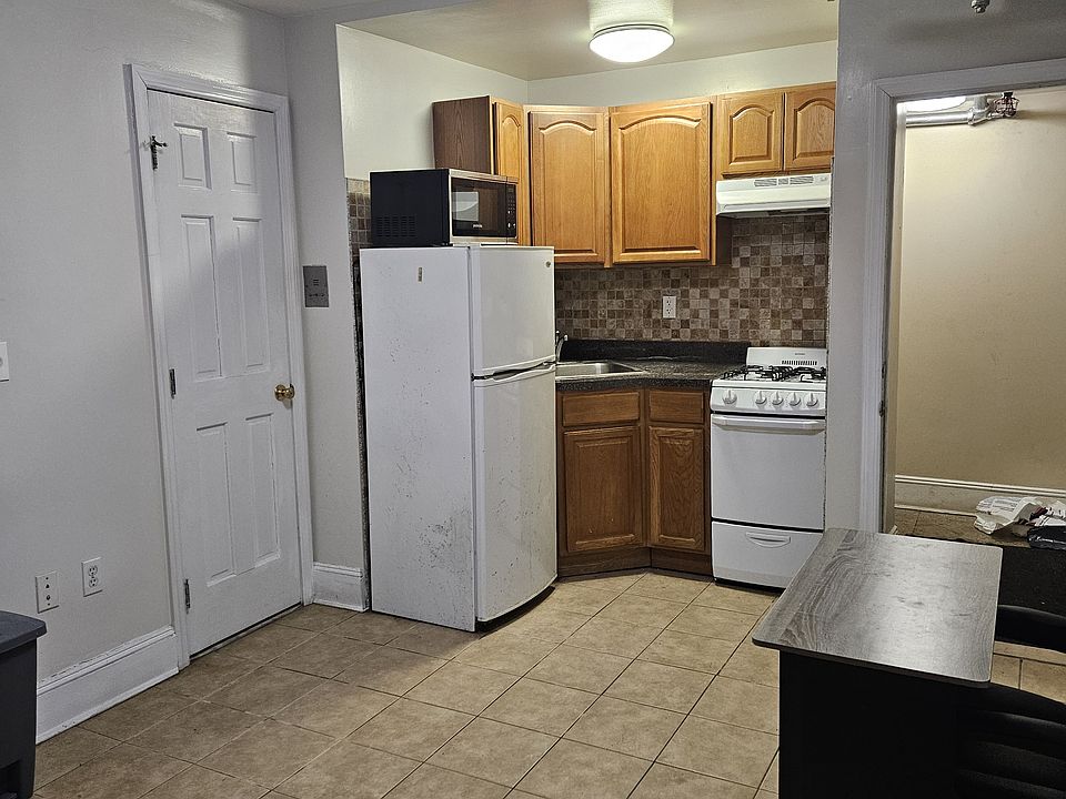 1st image of 469 Clinton Ave APT 12